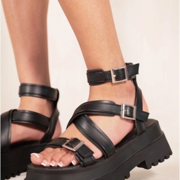Women’s Black Chunky Open Toe Ankle Buckle Platform Sandals - Picture 2 of 5